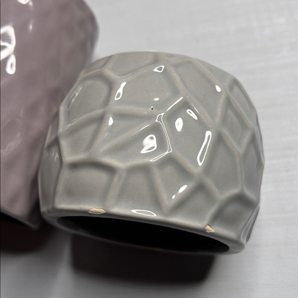Set of Three Textured Ceramic Planters - Picture 9 of 14